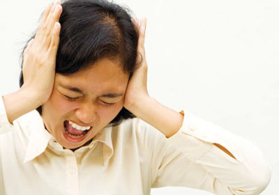 Cách xử lý với cơn đau nhức đỉnh đầu bên trái